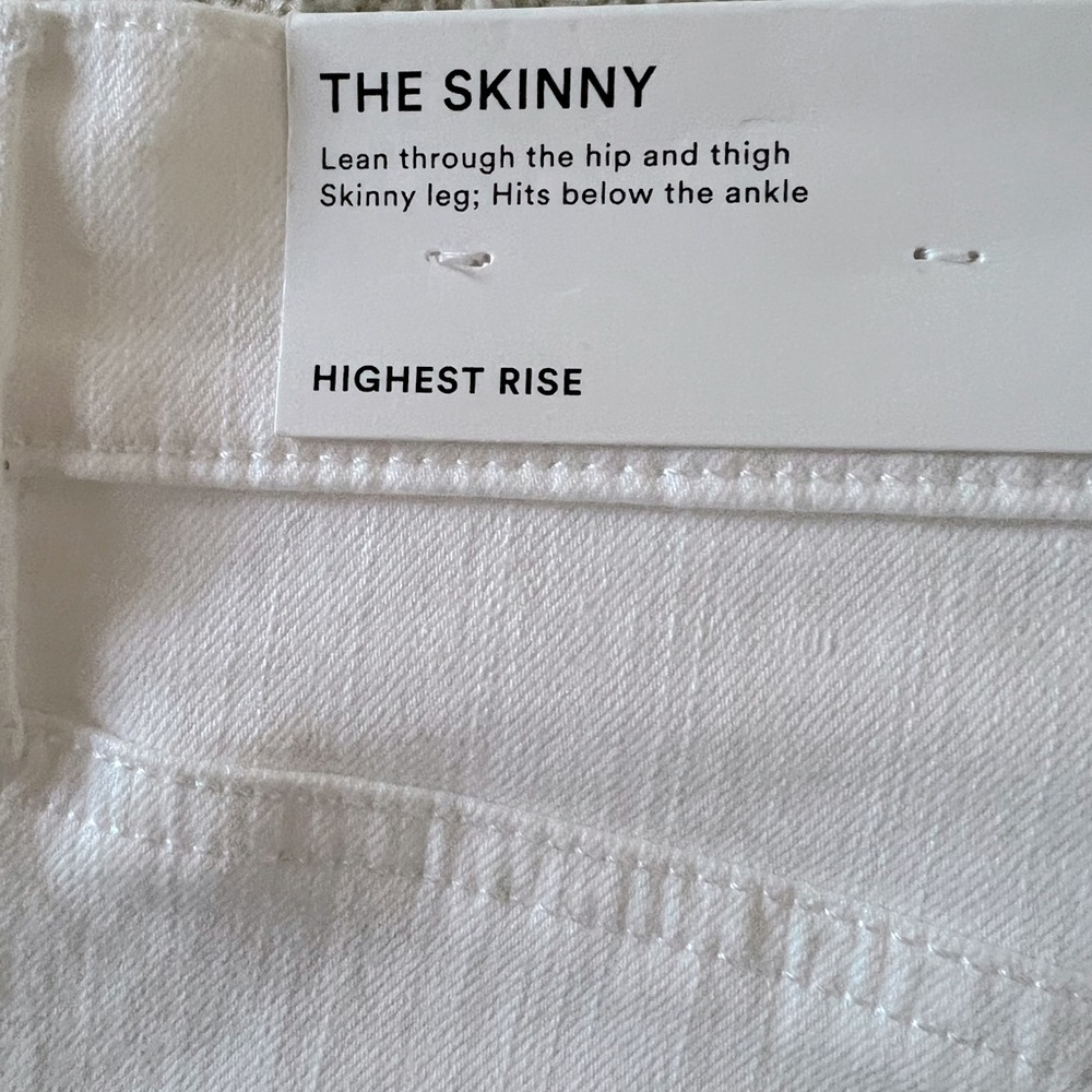 ANN TAYLOR    NEW NEVER WORN Skinny jeans High Rise size 14